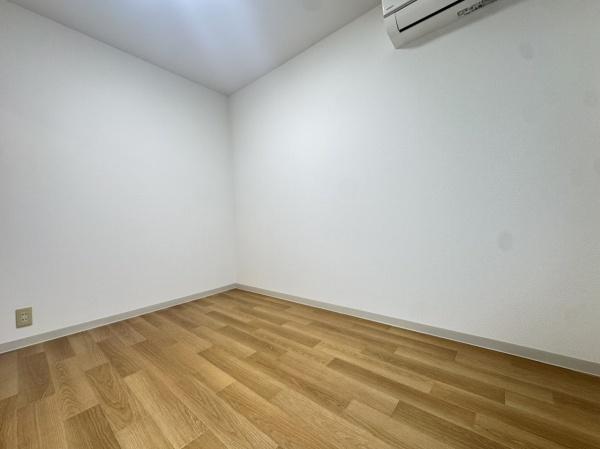 生野区巽中3丁目　中古テラス 内観写真（リビング以外の居室）