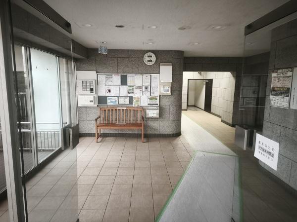 桂川ハイツ２号館 共用部写真（エントランス）