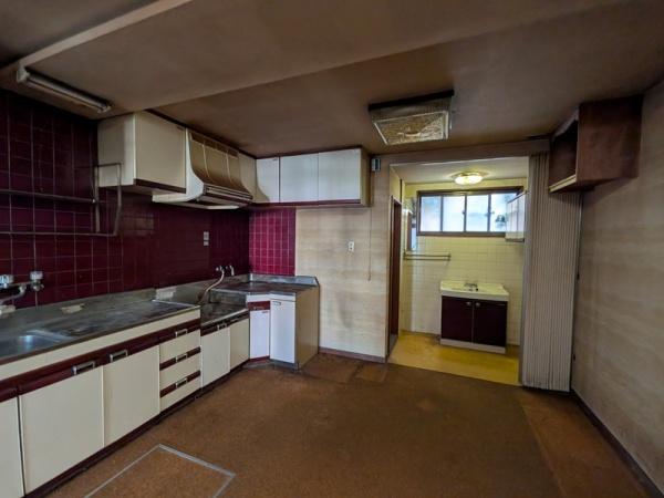京都市北区衣笠高橋町　中古戸建 内観写真（リビング）