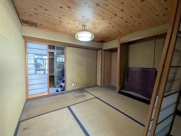 京都市北区衣笠高橋町　中古戸建 内観写真（リビング以外の居室）
