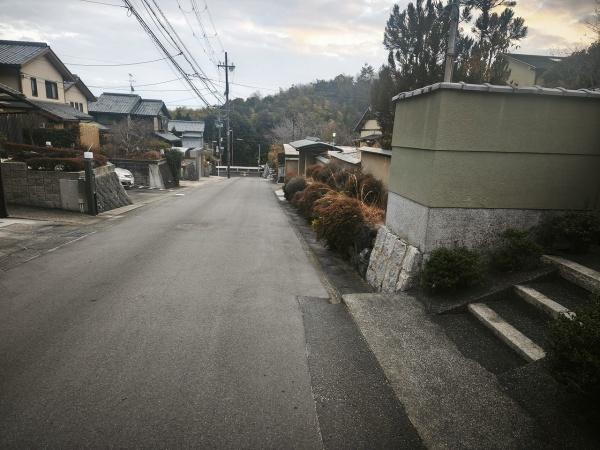 京都市右京区太秦中山町　中古戸建 現地写真（前面道路含む現地写真）