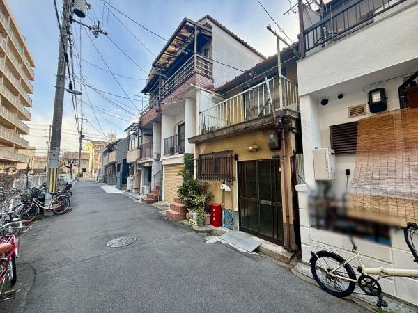 大阪市西成区天下茶屋1丁目　中古テラスハウス 現地写真（前面道路含む現地写真）