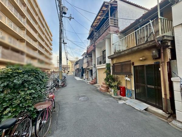大阪市西成区天下茶屋1丁目　中古テラスハウス 現地写真（前面道路含む現地写真）