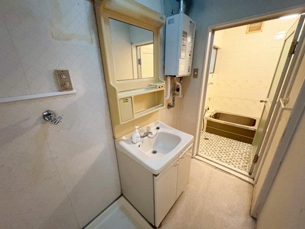 大阪市東住吉区田辺3丁目　中古戸建 内観写真（洗面台・洗面所）