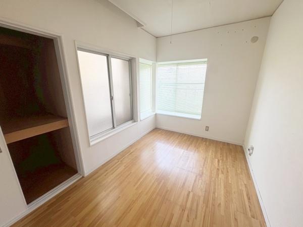 大阪市東住吉区田辺3丁目　中古戸建 内観写真（リビング以外の居室）
