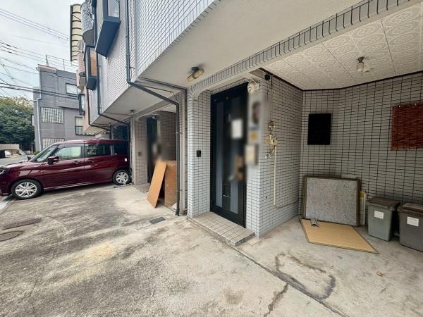 大阪市西成区千本中1丁目　中古戸建 現地写真（駐車場）