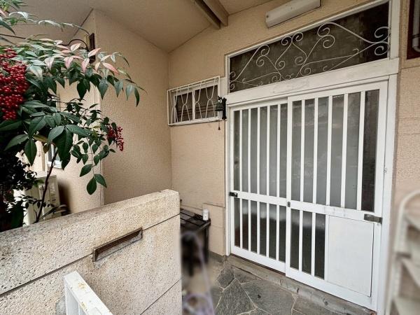 大阪市阿倍野区北畠3丁目　中古戸建 現地写真（玄関）