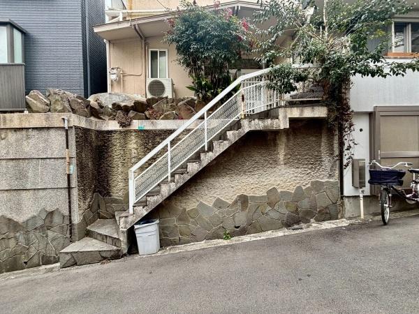 大阪市阿倍野区北畠3丁目　中古戸建 現地写真（前面道路含む現地写真）
