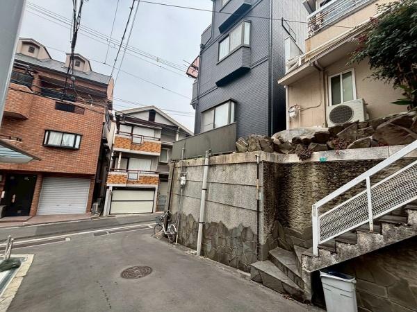大阪市阿倍野区北畠3丁目　中古戸建 現地写真（前面道路含む現地写真）