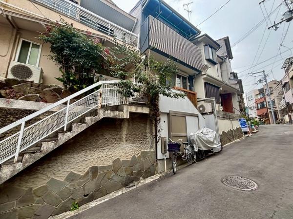 大阪市阿倍野区北畠3丁目　中古戸建 現地写真（前面道路含む現地写真）