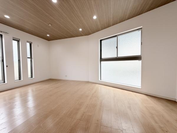 大阪市旭区新森2丁目　中古戸建 内観写真（リビング）