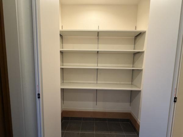 大阪市旭区新森2丁目　中古戸建 内観写真（収納）