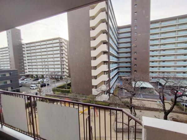 日商岩井菫橋ハイツ 現地写真（バルコニー）
