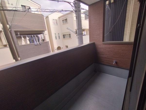大阪市東淀川区下新庄4丁目　中古戸建 現地写真（バルコニー）