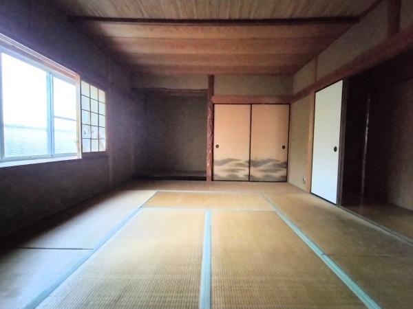 京都市上京区柏清盛町　中古戸建 内観写真（リビング以外の居室）
