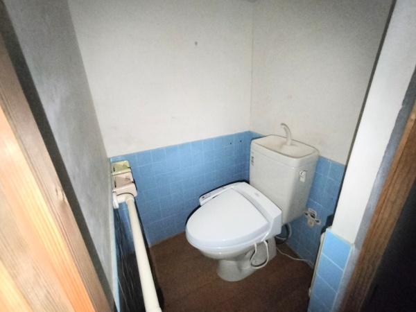 京都市上京区柏清盛町　中古戸建 内観写真（トイレ）