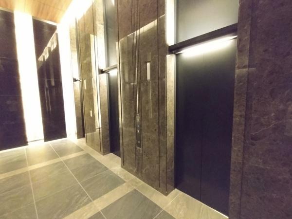 シエリアタワー大阪堀江 共用部写真（エントランス）