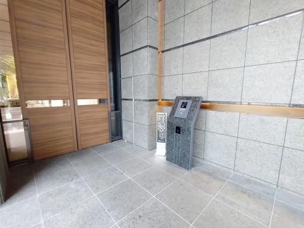 シエリアタワー大阪堀江 共用部写真（エントランス）