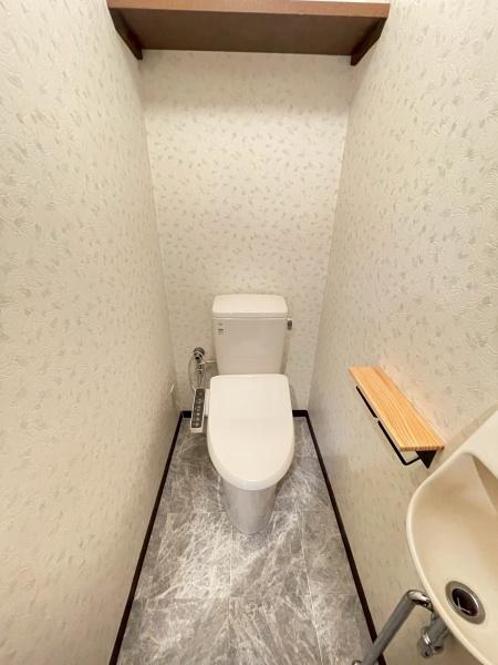 大阪市住之江区粉浜1丁目　中古戸建 内観写真（トイレ）