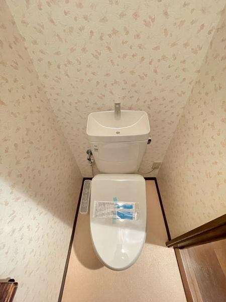 大阪市住之江区粉浜1丁目　中古戸建 内観写真（トイレ）