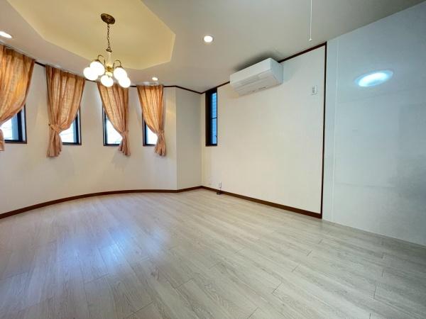 大阪市住之江区粉浜1丁目　中古戸建 内観写真（リビング）