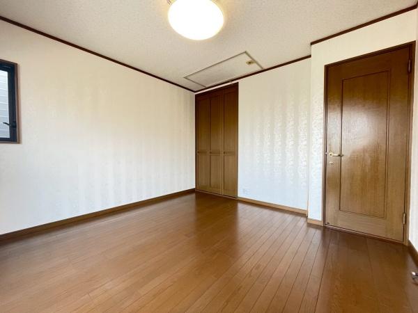 大阪市住之江区粉浜1丁目　中古戸建 内観写真（リビング以外の居室）