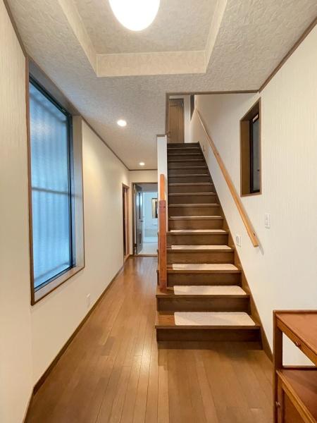 大阪市住之江区粉浜1丁目　中古戸建 現地写真（玄関）