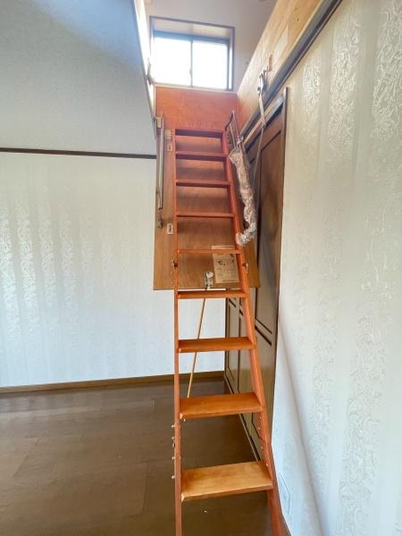 大阪市住之江区粉浜1丁目　中古戸建 内観写真（収納）