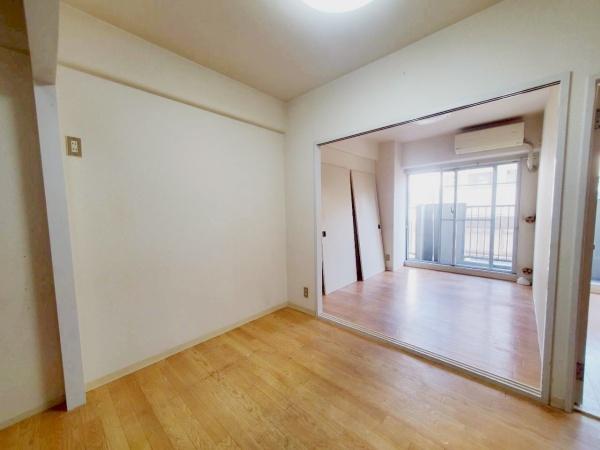 松屋町グランドハイツ 内観写真（リビング以外の居室）