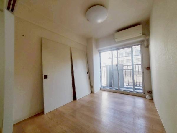 松屋町グランドハイツ 内観写真（リビング以外の居室）