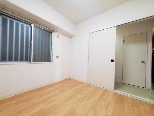 松屋町グランドハイツ 内観写真（リビング以外の居室）