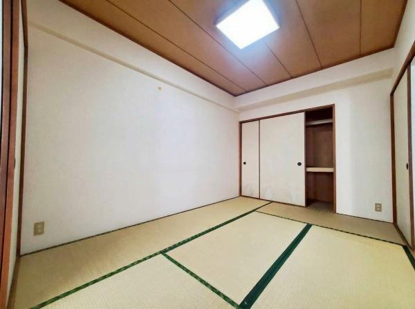 松屋町グランドハイツ 内観写真（リビング以外の居室）