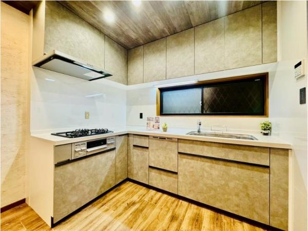 大阪市東淀川区下新庄2丁目　中古戸建 内観写真（キッチン）
