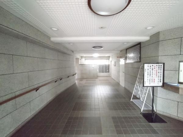 御幣島グリーンマンション 共用部写真（エントランス）