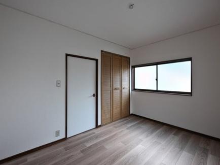 京都市北区西賀茂北川上町　中古戸建 内観写真（リビング以外の居室）