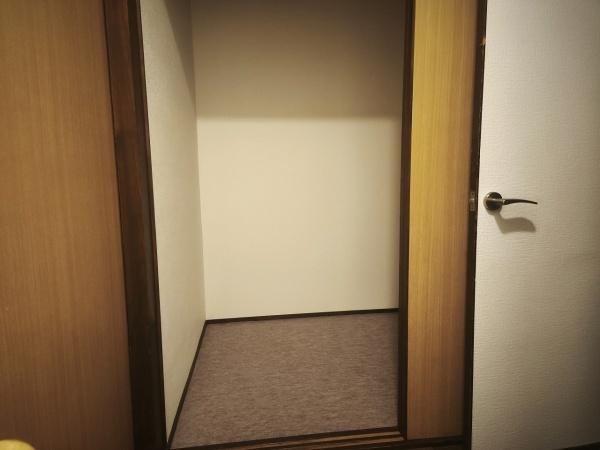 京都市右京区太秦面影町　中古戸建 内観写真（収納）