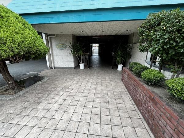西京極大門ハイツ 共用部写真（エントランス）