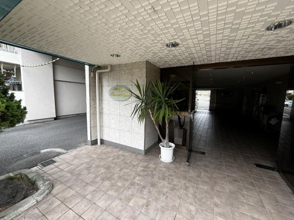 西京極大門ハイツ 共用部写真（エントランス）