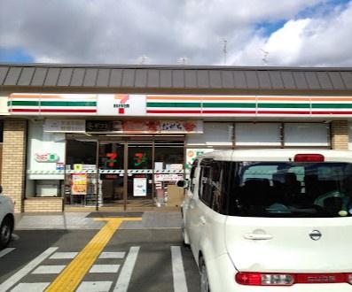 西京極大門ハイツ コンビニ