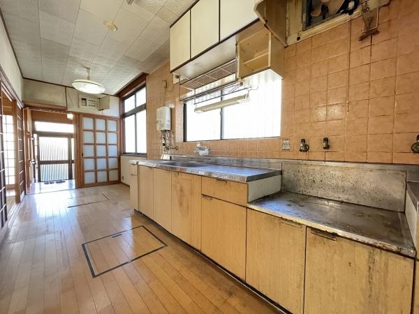 京都市左京区下鴨芝本町　中古戸建 内観写真（キッチン）