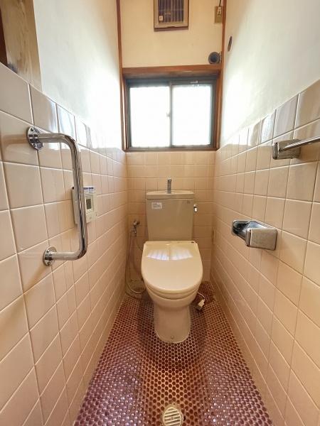 京都市左京区下鴨芝本町　中古戸建 内観写真（トイレ）