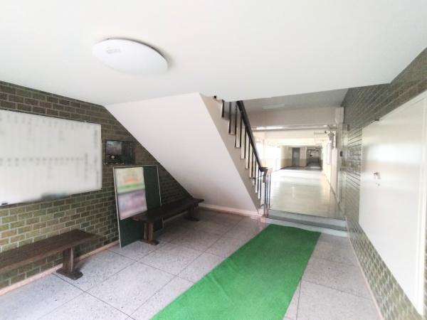 ヴィラ岡崎 共用部写真（エントランス）