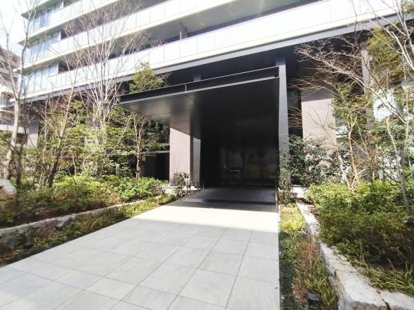 グランドメゾン新梅田タワー 共用部写真（エントランス）