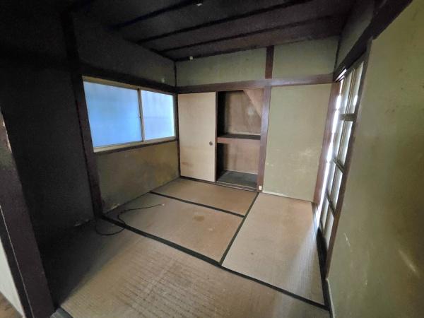 堺市美原区多治井　中古戸建 内観写真（リビング以外の居室）