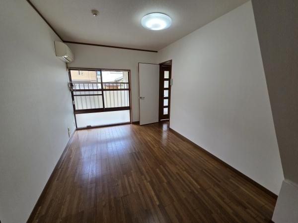 堺市東区南野田　中古戸建 内観写真（リビング以外の居室）