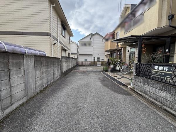 松原市高見の里1丁目　中古戸建 現地写真（前面道路含む現地写真）
