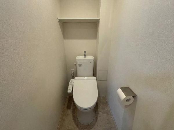 大阪ベイレジデンス 内観写真（トイレ）