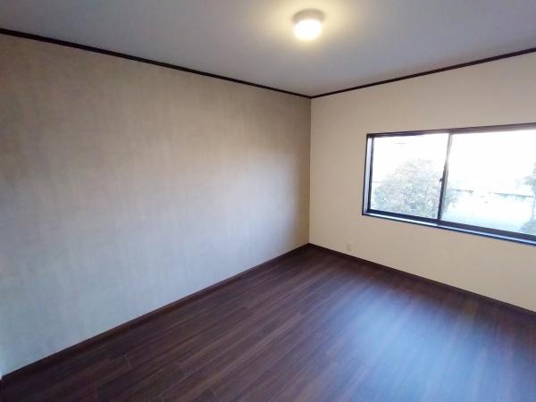 大阪市此花区酉島1丁目　中古戸建 内観写真（リビング以外の居室）