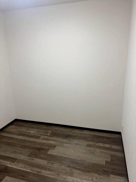 大阪市鶴見区徳庵2丁目　中古戸建 内観写真（リビング以外の居室）