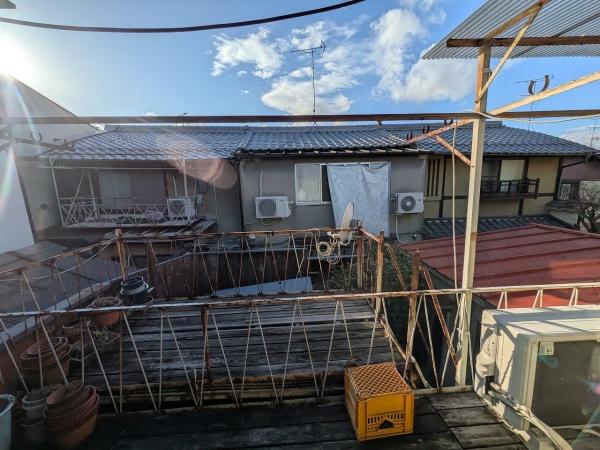 京都市東山区下棟梁町　中古戸建 現地写真（バルコニー）